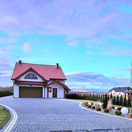 Dworek Sadlinki Exterior photo